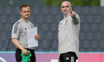 Belgium s assistant coach Shaun Maloney and Belgium's head coach Roberto Martinez