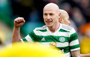 Aaron Mooy celebrates