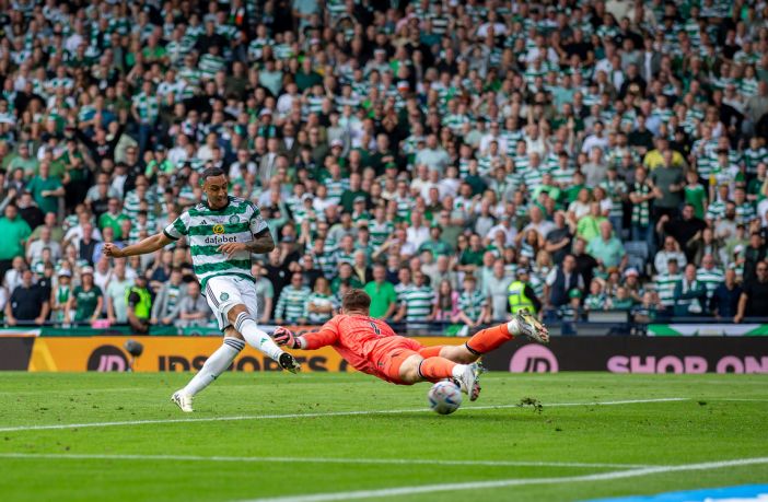Adam Idah scores