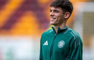 Alex Valle of Celtic at Fir Park.