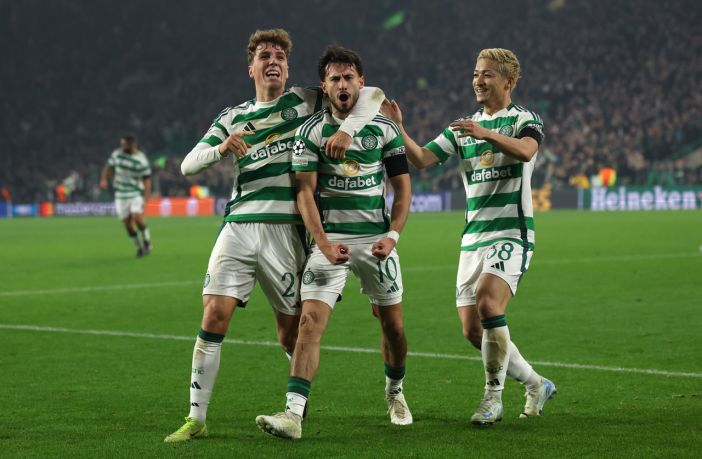 Nicolas Kuhn celebrates again