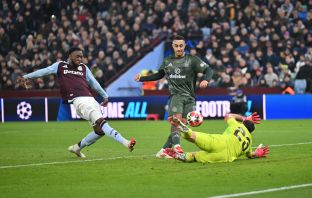 Adam idah scores