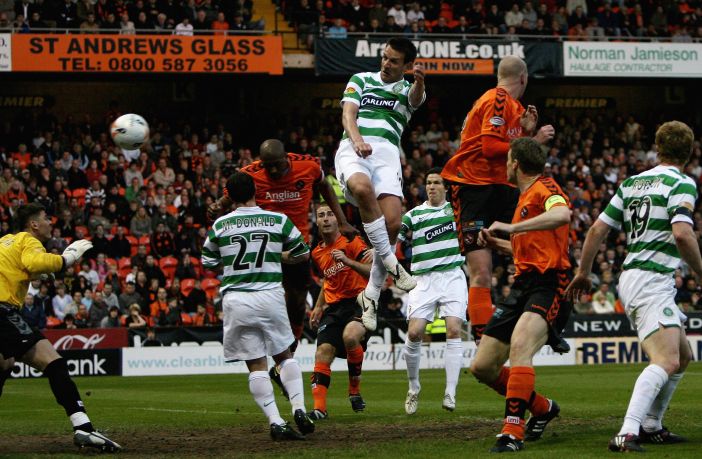 Jan Vennegoor of Hesselink of Celtic scores