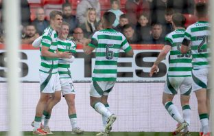 Maik Nawrocki celebrates