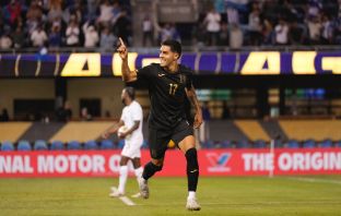 Luis Palma celebrates