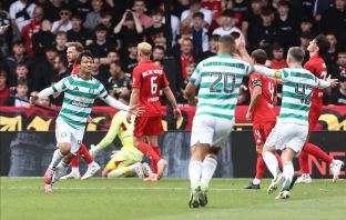 Reo Hatate scores