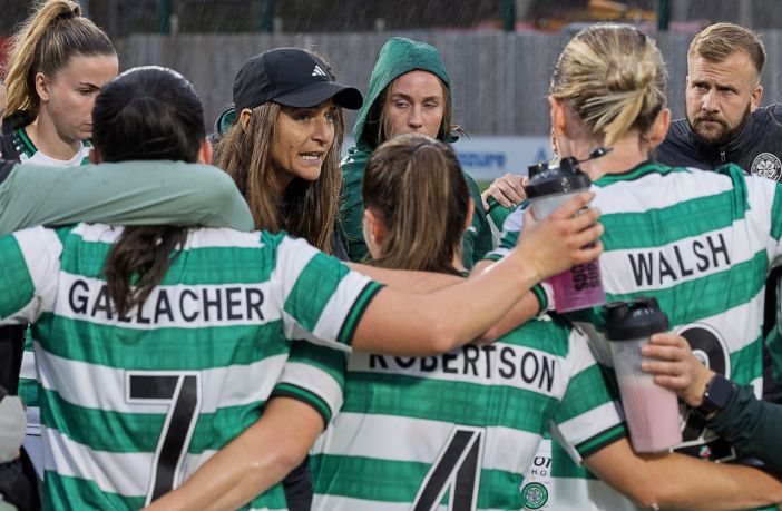 Elena Sadiku speaks to her players