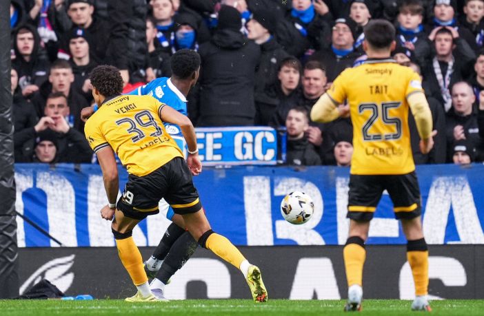 Potential penalty incident at Ibrox