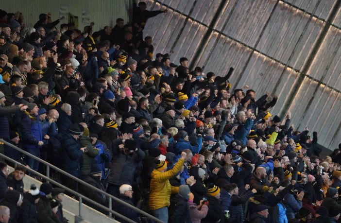 Auchinleck fans celebrate