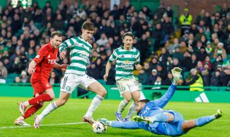 Mitov denies Johnny Kenny