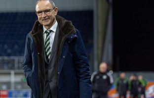 Martin O'Neill arrives at the Falkirk Stadium