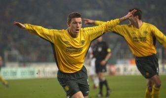 Alan Thompson of Celtic celebrates scoring