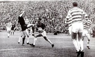 Ronnie Simpson in action for Celtic in 1968