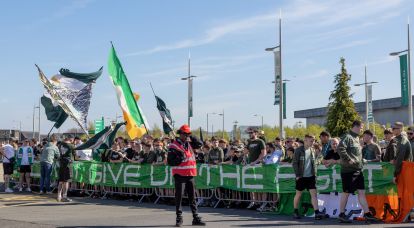 Spirit of '86 - Celtic team's welcome to Paradise. Saturday 25 April 2026. Celtic v Falkirk. Scottish Premiership. Photo Photograph by Vagelis Georgariou